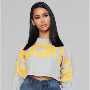 Fashion Nova Long Sleeve cropped Sweatshirt